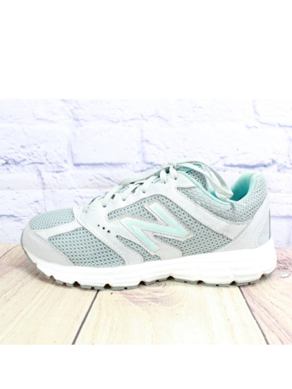 New Balance Gray Blue Mesh Lightweight Breathable Sneaker Size 8.5 B